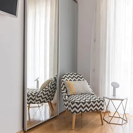 Place Apartment *