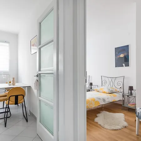 Place Apartment *